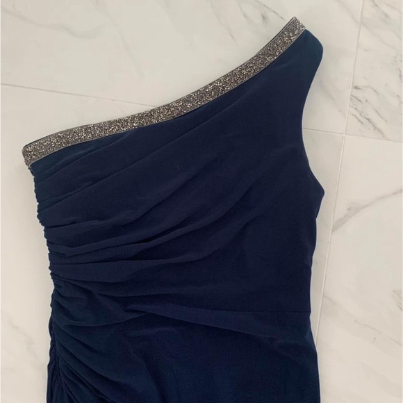 Blue dress - Picture 2 of 4